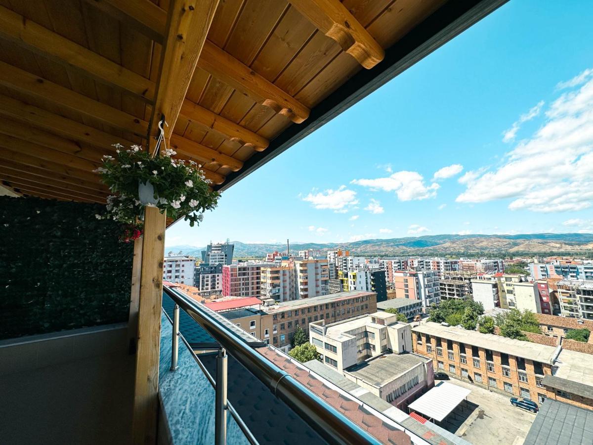 Ferienwohnung Cozy Elegance Above Korca Exterior foto